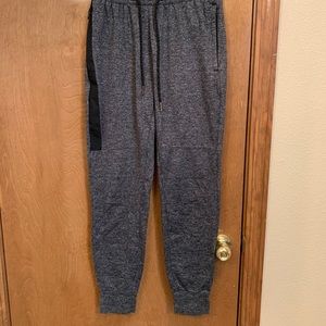 American Eagle Training Active Joggers